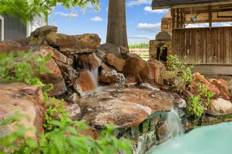 18602 Tanager Lane Tomball TX 77377