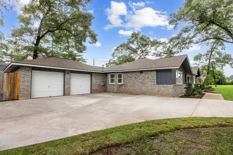 18602 Tanager Lane Tomball TX 77377