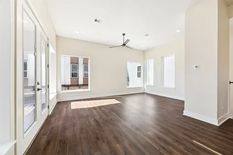 1525 Caywood Lane E Houston TX 77055