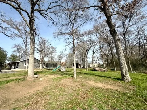 1010 Clay Circle Somerville TX 77879