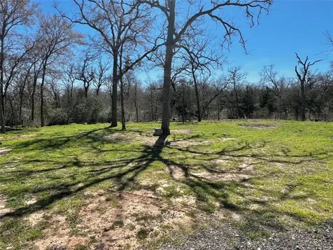 1010 Clay Circle Somerville TX 77879