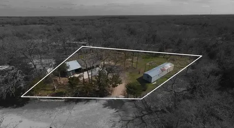 1010 Clay Circle Somerville TX 77879