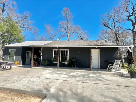 1010 Clay Circle Somerville TX 77879