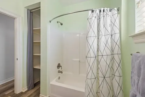 5017 Avenue K Galveston TX 77551