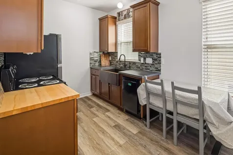 5017 Avenue K Galveston TX 77551