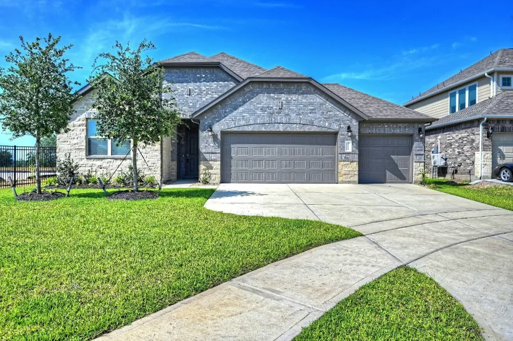 31603 Zoe Point Drive Hockley TX 77447
