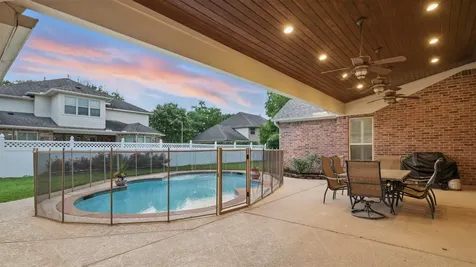 3602 Lindhaven Drive Pearland TX 77584
