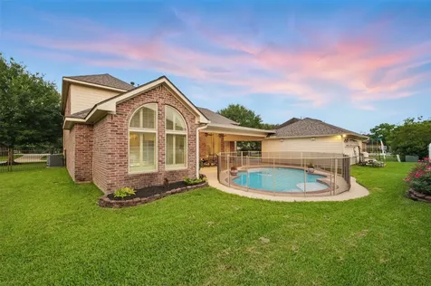 3602 Lindhaven Drive Pearland TX 77584