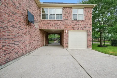 3602 Lindhaven Drive Pearland TX 77584