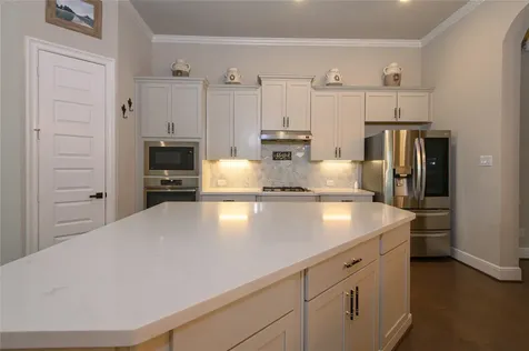23 Whitbarrow Place Tomball TX 77375