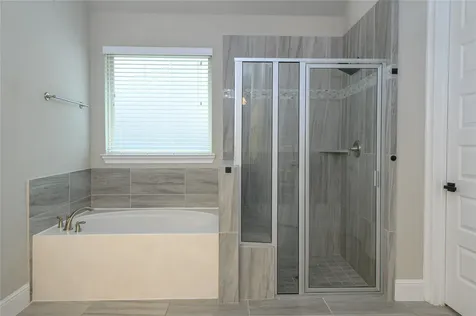 23 Whitbarrow Place Tomball TX 77375