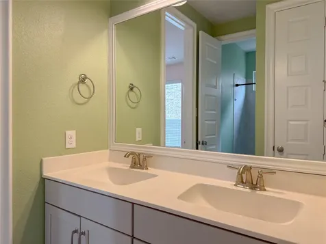 23 Whitbarrow Place Tomball TX 77375