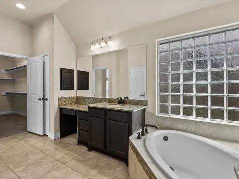 2524 Davis Prairie Lane Friendswood TX 77546
