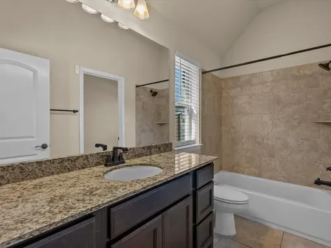 2524 Davis Prairie Lane Friendswood TX 77546