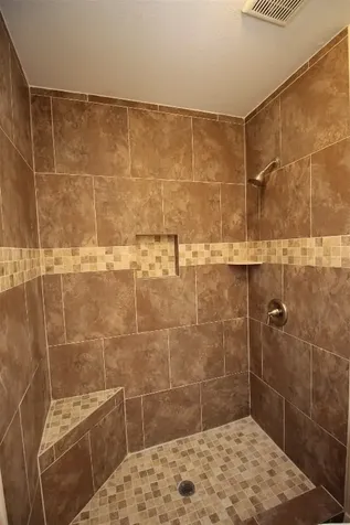 13 Hideaway Drive Friendswood TX 77546