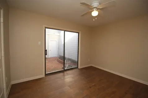 13 Hideaway Drive Friendswood TX 77546