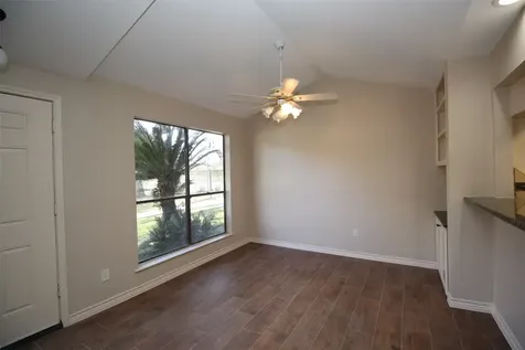 13 Hideaway Drive Friendswood TX 77546