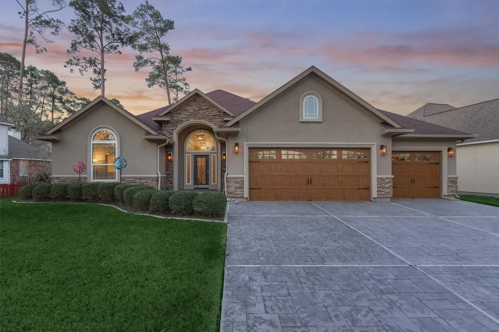 3046 Lake Island Drive Montgomery TX 77356