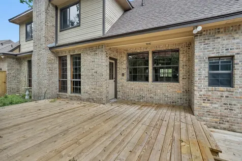2607 Rip Van Winkle Drive Pearland TX 77581