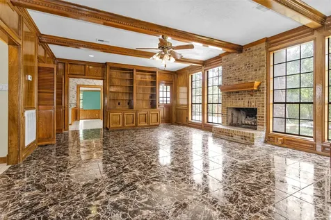 2607 Rip Van Winkle Drive Pearland TX 77581