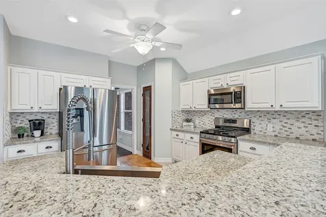 13906 Aspen Knoll Court Houston TX 77059