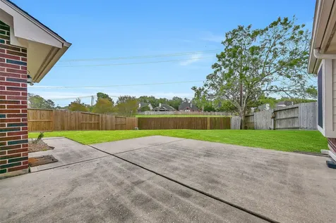 13906 Aspen Knoll Court Houston TX 77059