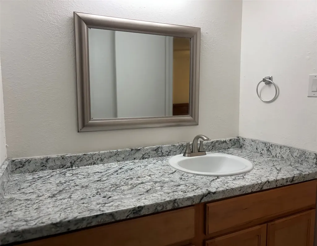 6800 Trendal Lane Austin TX 78744