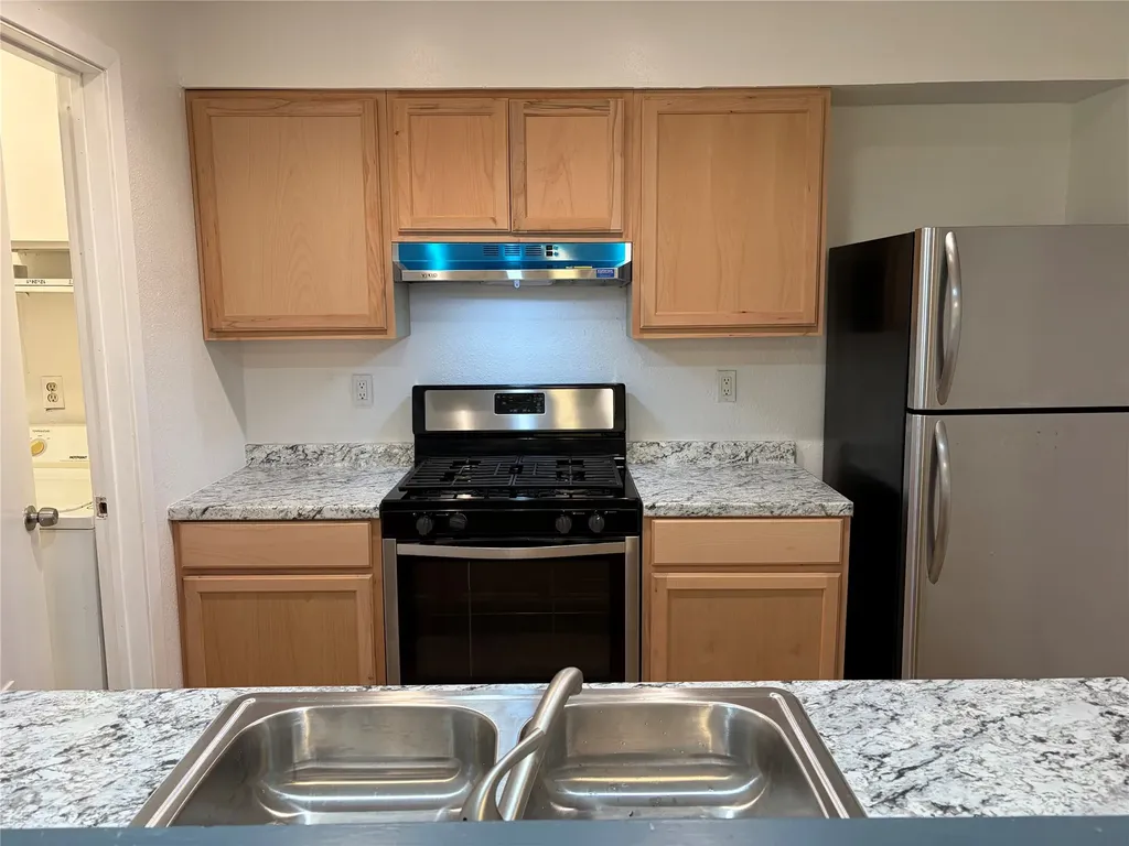 6800 Trendal Lane Austin TX 78744