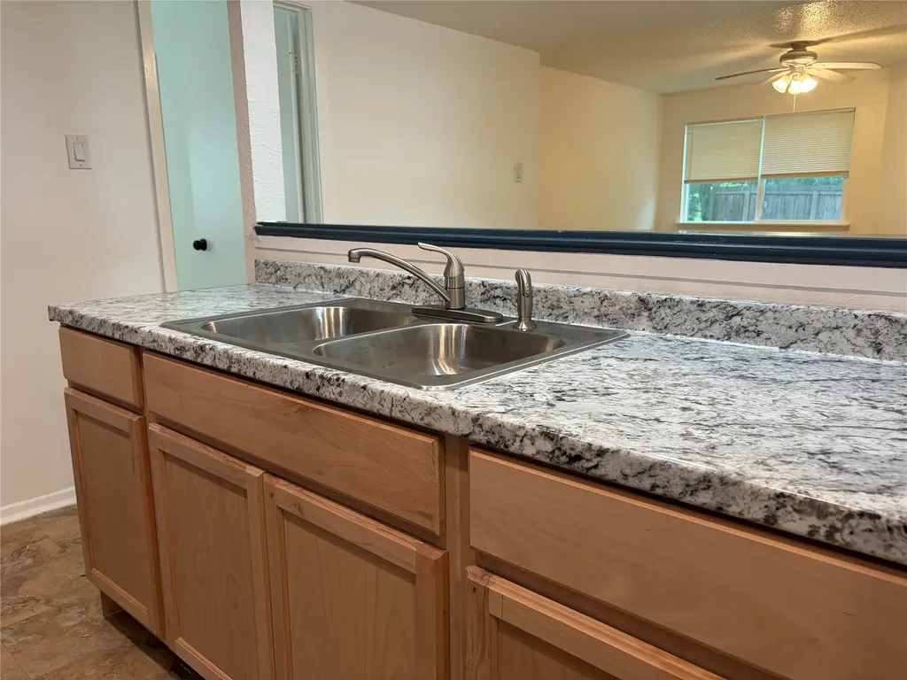 6800 Trendal Lane Austin TX 78744