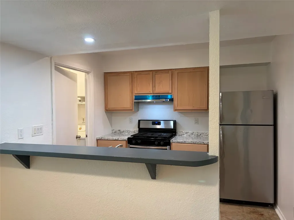 6800 Trendal Lane Austin TX 78744