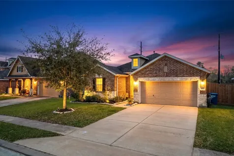 4610 Legends Bay Drive Baytown TX 77523