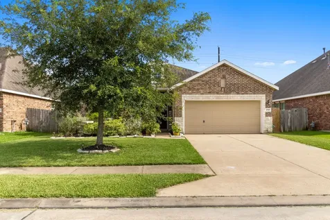 4610 Legends Bay Drive Baytown TX 77523