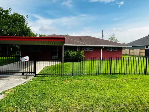 13421 Utica Street Houston TX 77015