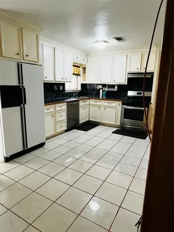 13421 Utica Street Houston TX 77015