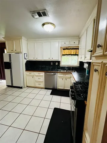 13421 Utica Street Houston TX 77015