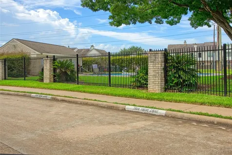 2930 Grants Lake Boulevard 2404 Sugar Land TX 77479