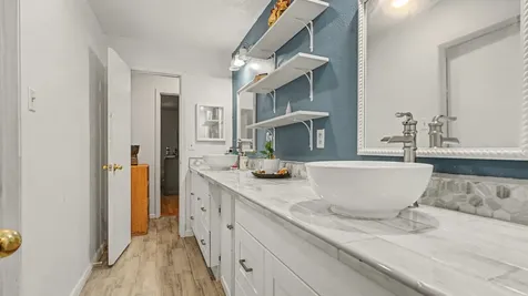 2170 Pilgrims Point Drive Friendswood TX 77546