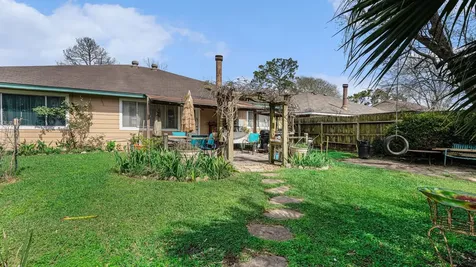 2170 Pilgrims Point Drive Friendswood TX 77546
