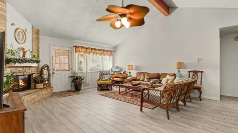 2170 Pilgrims Point Drive Friendswood TX 77546