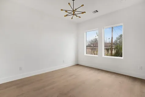 2419 Rosewood Street Houston TX 77004