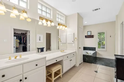39 Rippling Creek Drive Sugar Land TX 77479