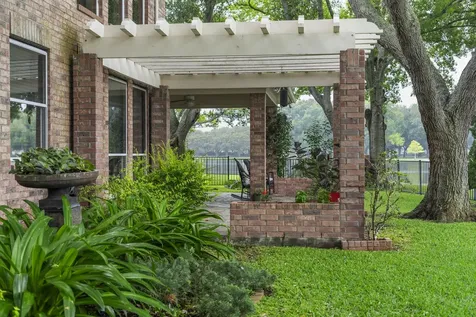 39 Rippling Creek Drive Sugar Land TX 77479