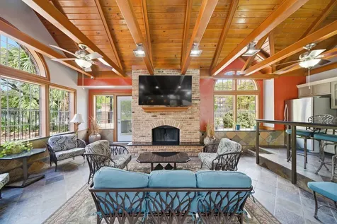 2300 Old Spanish Trail 1123 Houston TX 77054
