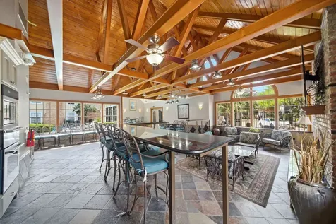 2300 Old Spanish Trail 1123 Houston TX 77054