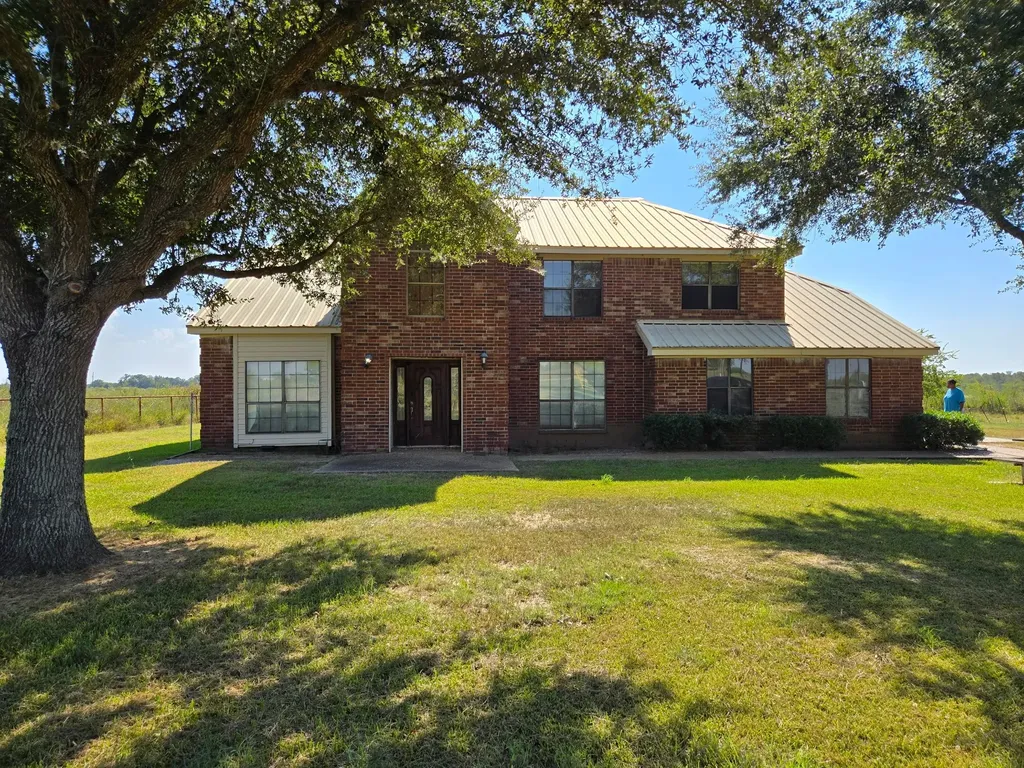 2219 County Road 227 East Bernard TX 77435