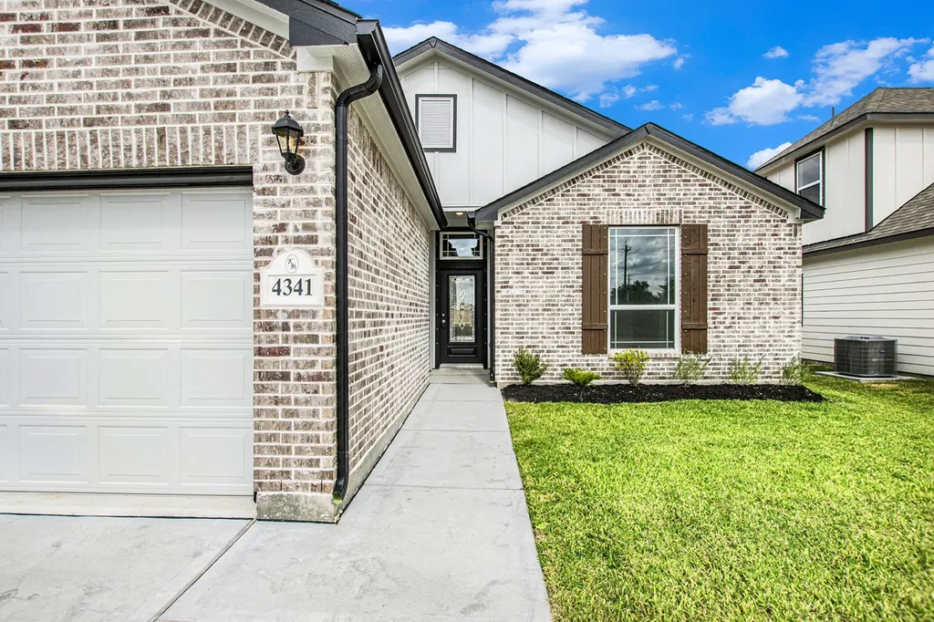 4341 Ellison Street Bay City TX 77414
