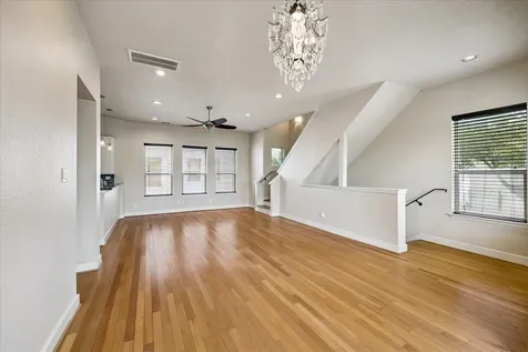 1902 Fletcher Street Houston TX 77009