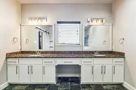 1902 Fletcher Street Houston TX 77009