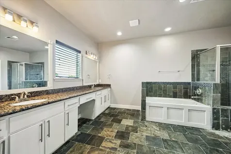 1902 Fletcher Street Houston TX 77009