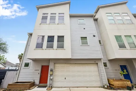 1902 Fletcher Street Houston TX 77009